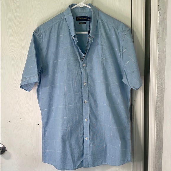 WHPOLOSPORTS Other - WHPOLOSPORTS NWT Men's Regular Fit Light Blue Logo Short Sleeve Button Shirt XL